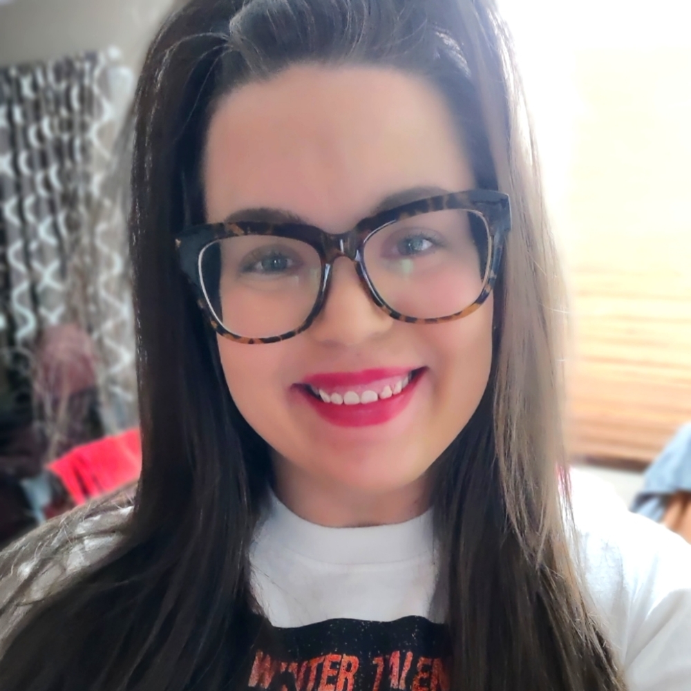 Meet your Posher, Megan